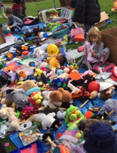 Duboce Park Tag Sale